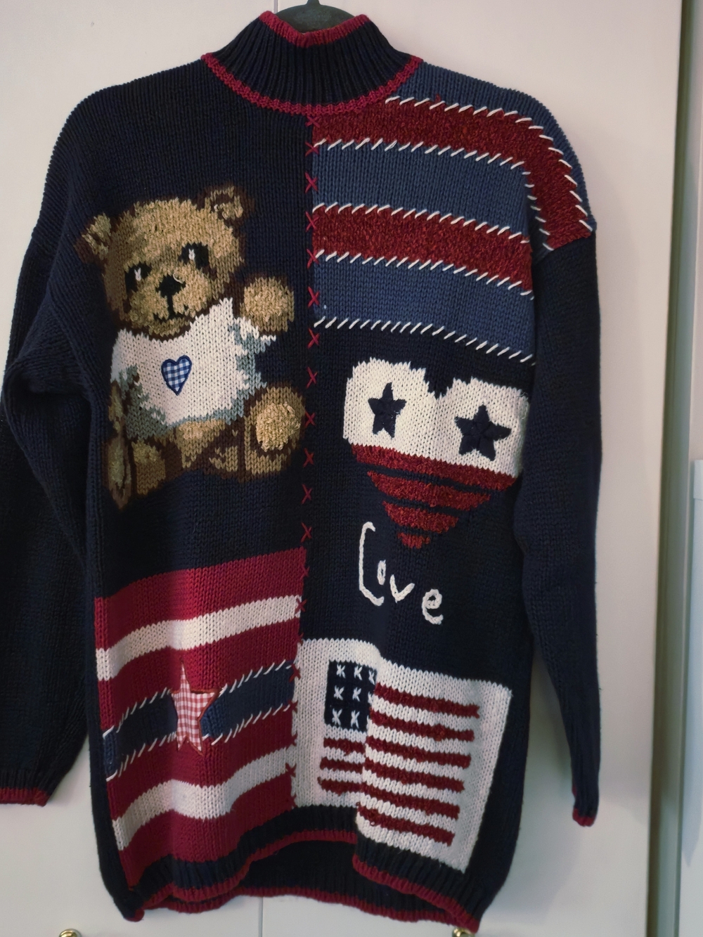 Vintage 90s Oversized Knit Teddy Bear Sweater - Size M